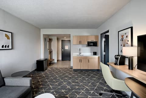 Holiday Inn & Suites Chicago-Downtown by IHG — photo 3