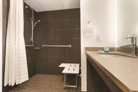 TownePlace Suites by Marriott Charlotte LoSo Airport — photo 9