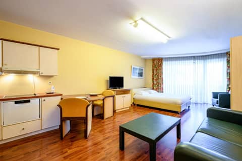 B-aparthotel Montgomery — photo 2