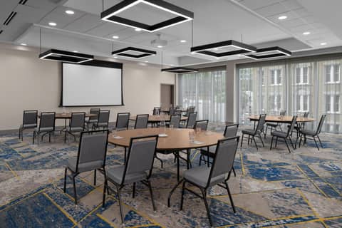 Homewood Suites By Hilton Charlotte Uptown First Ward — photo 8