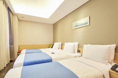 Days Hotel by Wyndham Seoul Myeongdong — photo 6