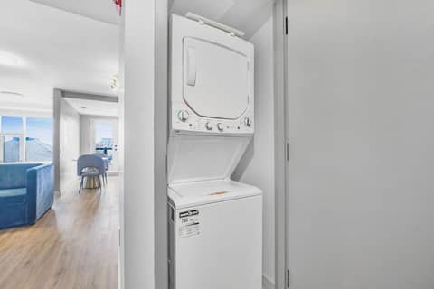 Skye Hotel & Residences — photo 3