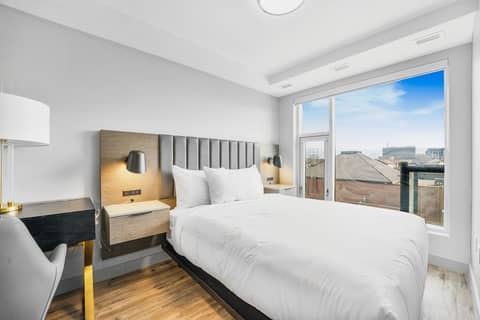 Skye Hotel & Residences — photo 5