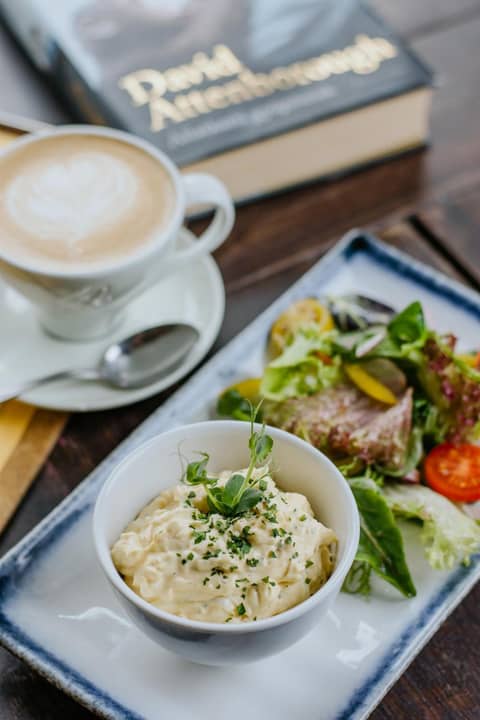 SWU Magazine Rooms — dining