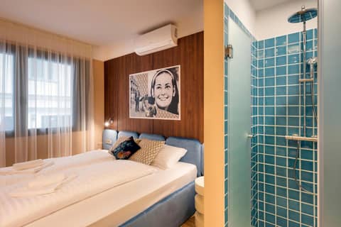 SWU Magazine Rooms — hotel room