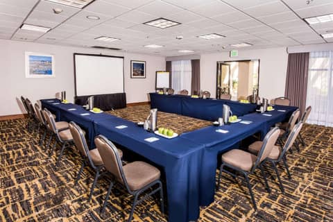 Homewood Suites by Hilton San Diego Airport-Liberty Station — photo 3