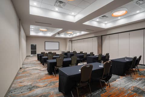 Holiday Inn & Suites Memphis Southeast-Germantown by IHG — photo 8