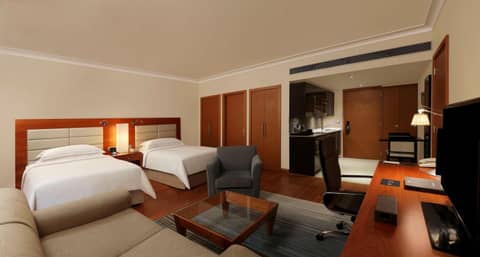 Hilton Bangalore Embassy GolfLinks — photo 6