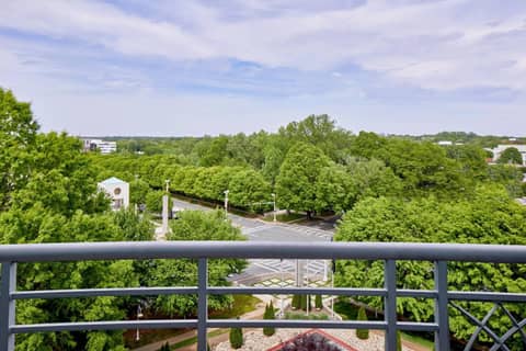 Renaissance Charlotte SouthPark Hotel — photo 9
