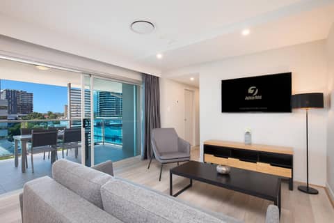 Jephson Hotel & Apartments — photo 3