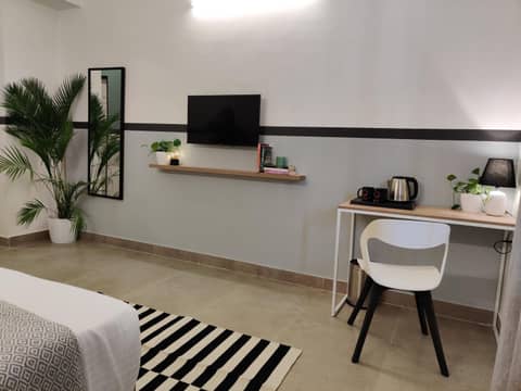 Olive Zip Indiranagar Metro by Embassy Group — hotel room