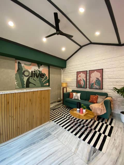 Olive Zip Indiranagar Metro by Embassy Group — recepcion & lobby