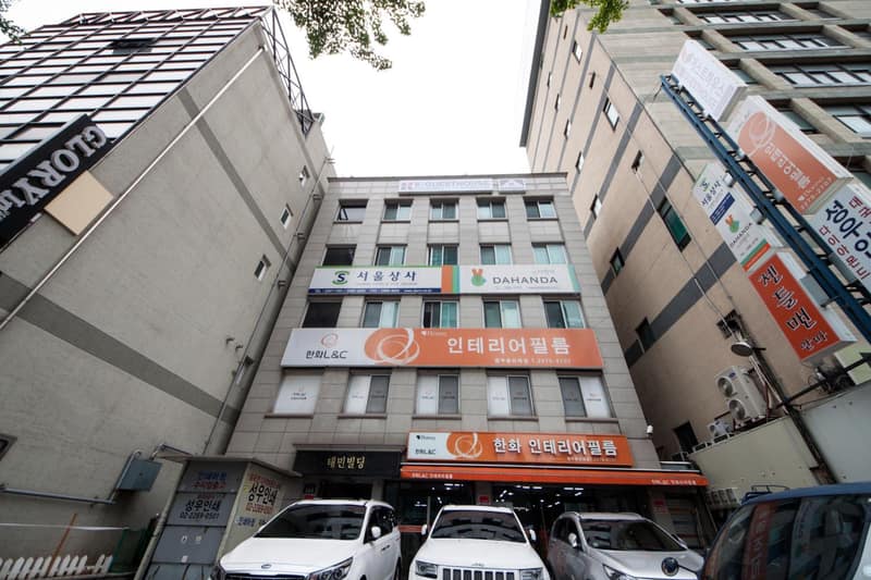K-Guesthouse Dongdaemun — building