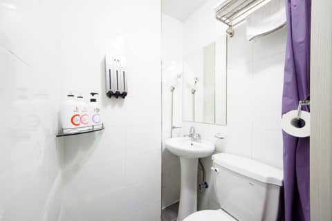 K-Guesthouse Dongdaemun — bathroom