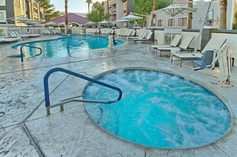 Desert Rose Resort — photo 2