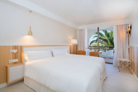 Iberostar Selection Anthelia — hotel room