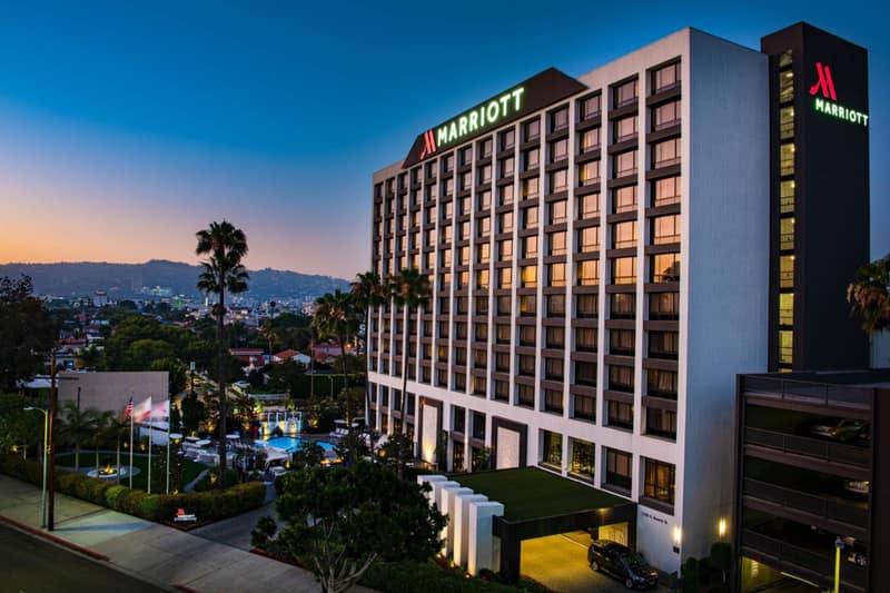Beverly Hills Marriott — building