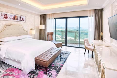 Sheraton Grand Danang Beach Resort & Spa — photo 6