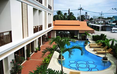 Narawan Hotel, Hua Hin — hotel building