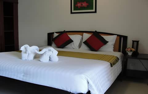 Narawan Hotel, Hua Hin — hotel room