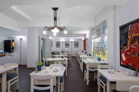 Hôtel Argus by happyCulture — dining