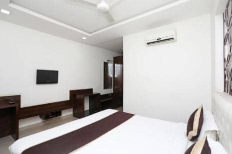 Hotel Areeba by The Golden Taj Group & Hotels — hotel room