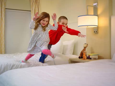 Sonesta ES Suites Orlando - Lake Buena Vista — human