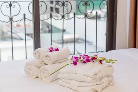 Palazzo Luxury Hotel & Bistro - Central My Khe Beach Walking Street — photo 2
