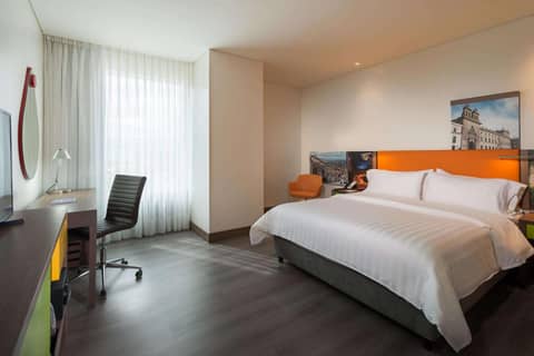 Hampton By Hilton Bogota Airport — photo 4