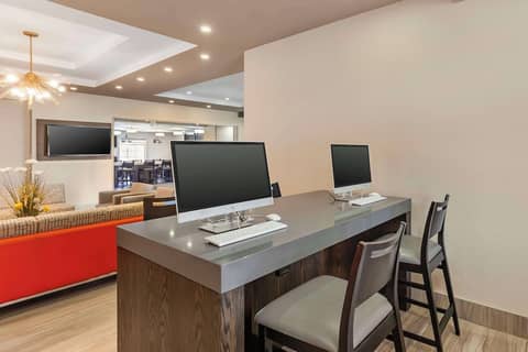 Best Western Plus Executive Inn — photo 4