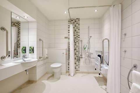Premier Inn Glasgow Braehead — photo 9