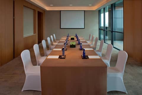 The Oct Harbour, Shenzhen - Marriott Executive Apartments — photo 2