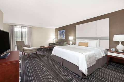 Sonesta Atlanta Northwest Galleria - Marietta — hotel room