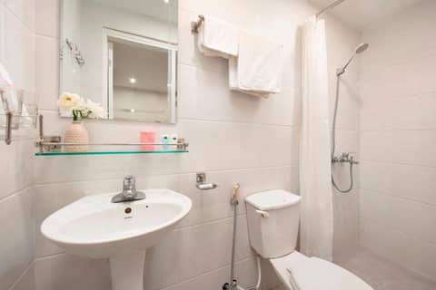 Deluxe Double Room — the supplier's photographs — photo 1