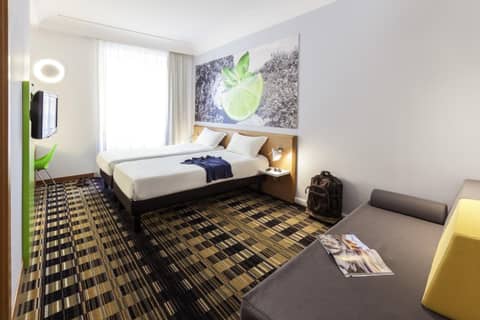 Ibis Styles Napoli Garibaldi — photo 5