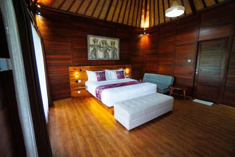 Adil Villa & Resort — hotel room