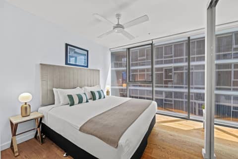 Brisbane One Apartments by CLLIX — photo 5