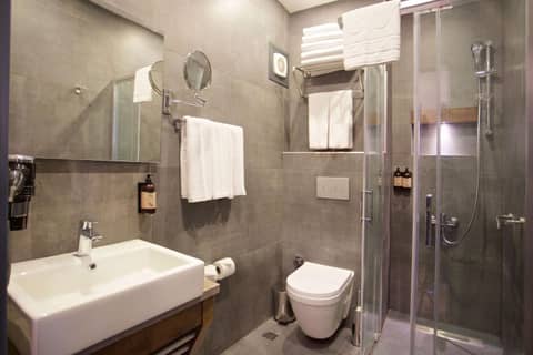 Days Inn by Wyndham Istanbul Arnavutkoy — photo 2
