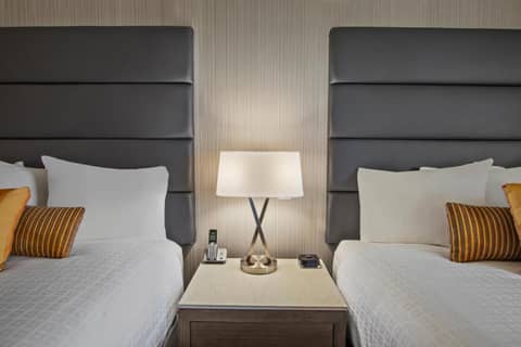 Best Western Premier Calgary Plaza Hotel & Conference Centre — photo 3
