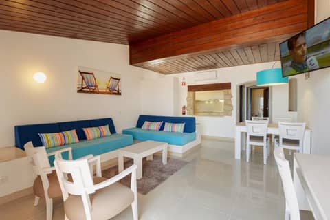 3HB Golden Beach — hotel room