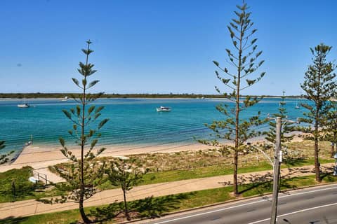 Bayview Beach Holiday Apartments — other