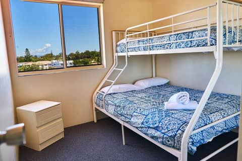 Bayview Beach Holiday Apartments — hotel room