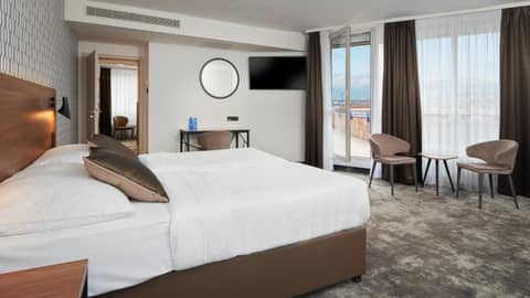 OREA Hotel Pyramida Praha — bedroom