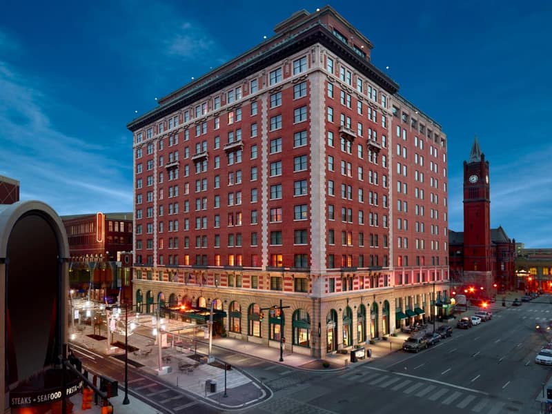 Omni Severin Hotel — building