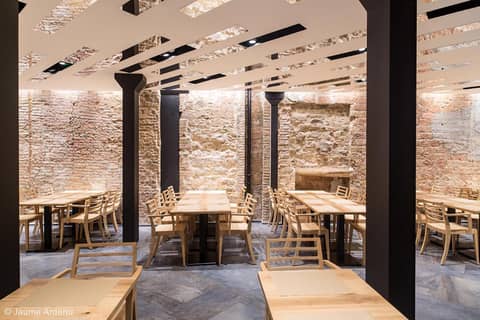 Barcelona House — photo 8
