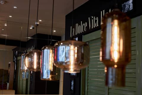 Hotel GIO — recepcion & lobby