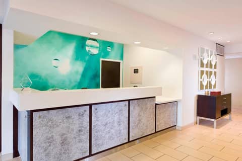 SpringHill Suites Phoenix North — photo 3
