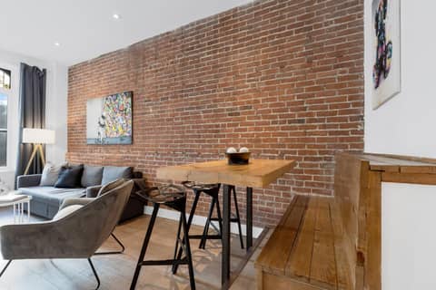 LiV MTL Downtown Montreal Spacious Suites — photo 4