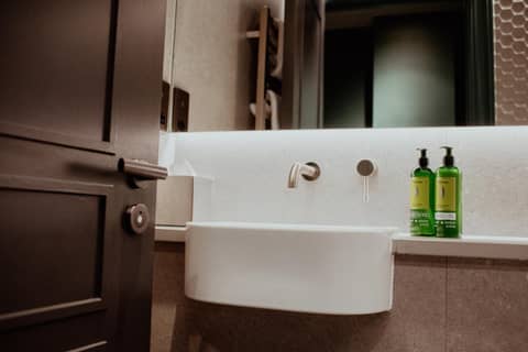 Forty Seven Hotel Manchester, WorldHotels Crafted — photo 4