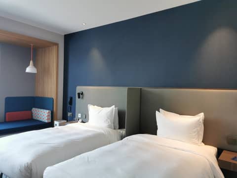 Holiday Inn Express Shanghai Kangqiao by IHG — photo 7